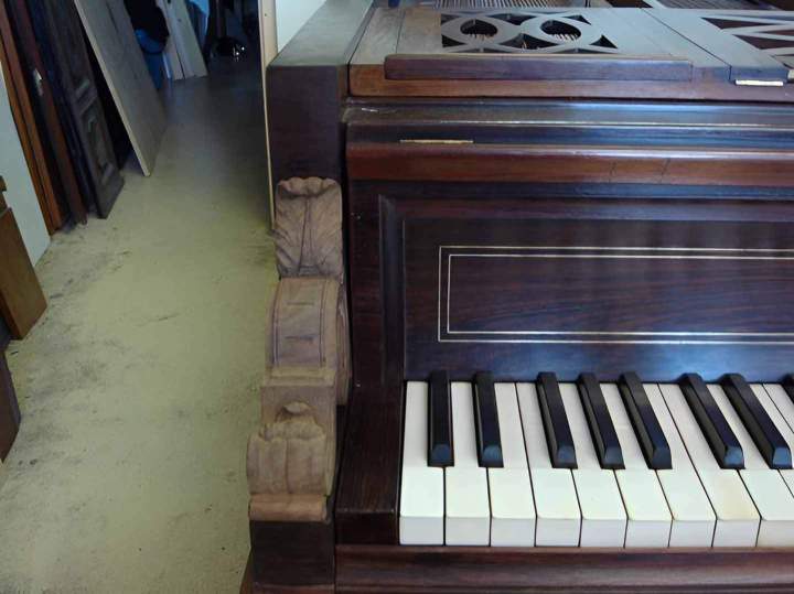 restauration de piano ancien Limours