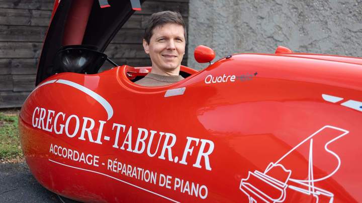 Accordeur de piano à Limours