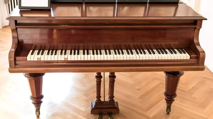 Restauration de piano Limours