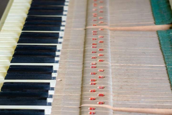 Restauration de piano ancien Limours